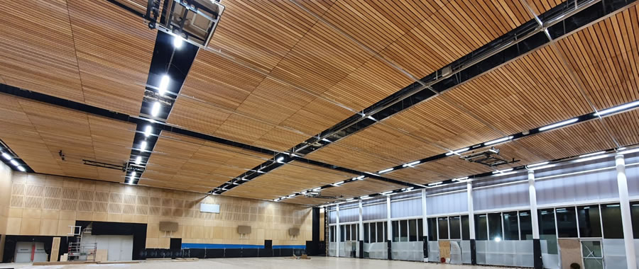 Acoustic panels installer